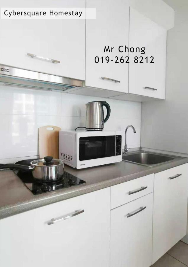 Cybersqaure Studio Suites With Netfilx @10 Min Walking Distance To Mcd Cyberjaya Zewnętrze zdjęcie